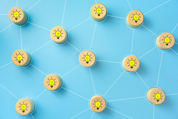 分享教程“闲逸斗地主怎么能赢”开挂辅助脚本+详细开挂