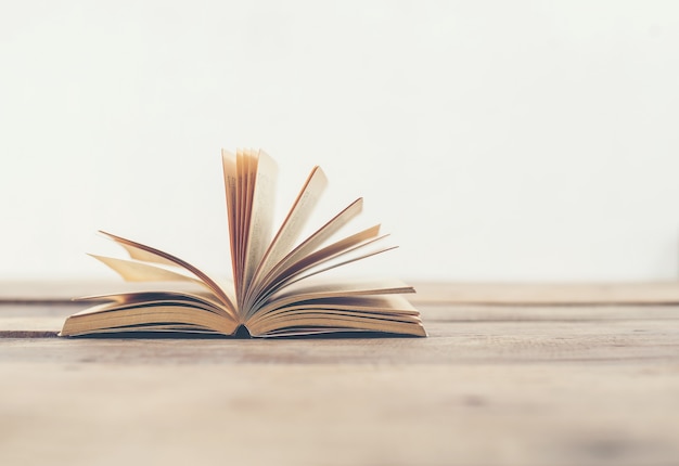 辅助神器“新九天大厅有挂吗”透视开挂辅助教程